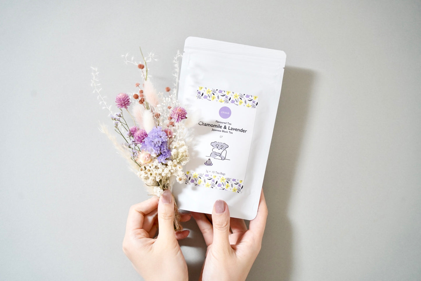 <TOKYO FANTASTIC × chittö >ドライフラワースワッグ+選べるJAPANESE TEA 3 種&シュナウザーグッズ追加可 ギフトセット